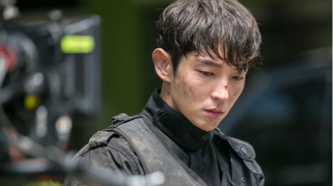 Selalu Tampil Maskulin, 4 Aktor Korea Ini Pernah Jadi Tentara dan Polisi di Drama