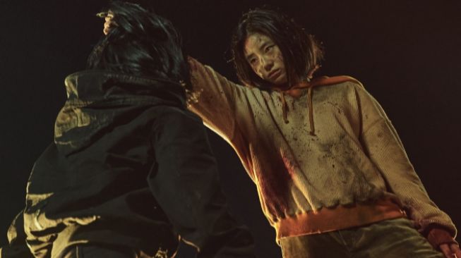 Debut di Film The Witch 2, Shin Si Ah: Mata Lebih Penting daripada Kata-kata