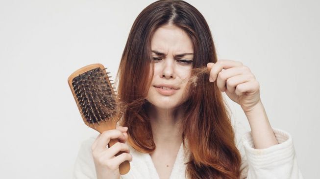 10 Tips Merawat Rambut Diwarnai Agar Tidak Rusak, Mudah bagi Pemula