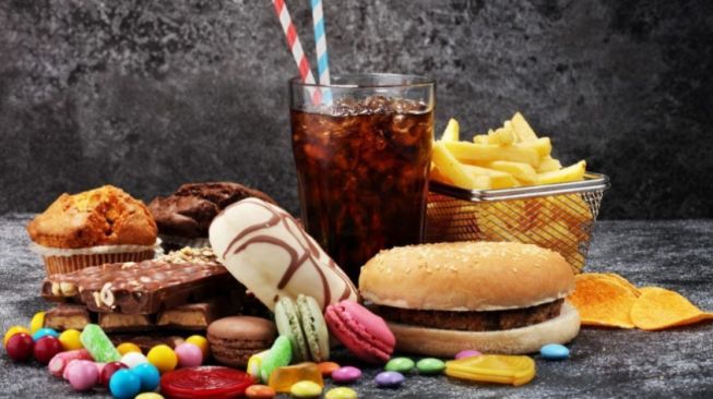 Trik Sehat Seperti Ini, Ternyata Gak Bikin Ilfil Makan Fast Food