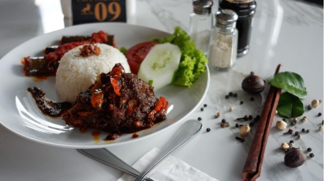 5 Makanan Khas Indonesia yang Mendunia di Luar Negeri, Salah Satunya Rendang
