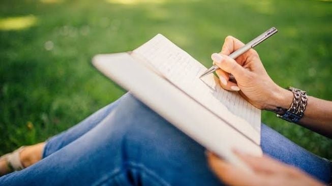3 Tempat Terbaik untuk Mencari Inspirasi Membuat Tulisan, Kamu Wajib Tahu