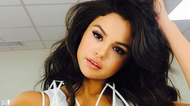 Selena Gomez Ungkap Kesibukan Menyiapkan Album Baru, Bakal Ada Konser Tur?