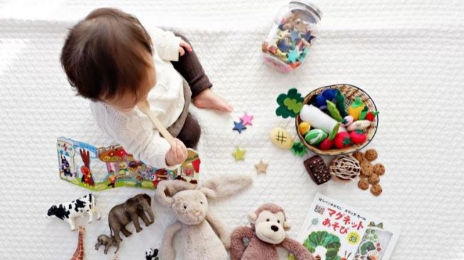 Viral Pemudik Bawa Mainan Anaknya Curi Perhatian: 'Bocil yang Jadi Sultan'