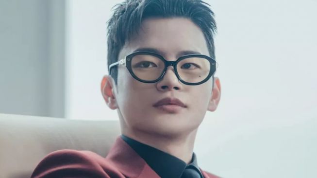 Seo In Guk Jadi Profiler Terampil Sekaligus Dukun Licik di Drama Baru 'Minamdang'