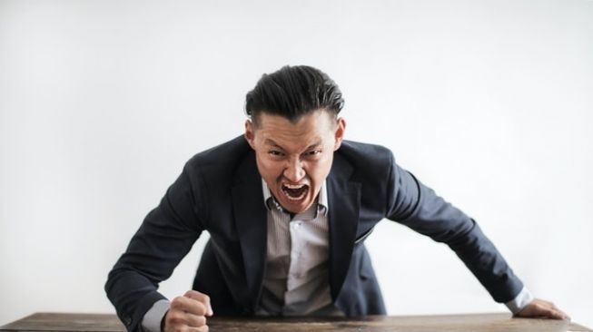 5 Hal yang Membuat Karyawan Tak Disukai Bos, Jangan Pernah Lakukan!