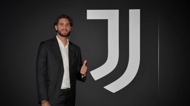 Menang di Perburuan, Juventus Resmi Rekrut Manuel Locatelli dari Sassuolo