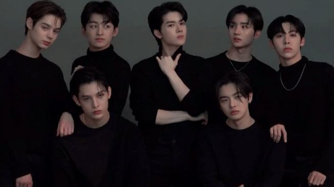 Netizen Sebut Boy Group Baru Big Hit Music "Trainee A" Tak Terlihat Seperti Grup Korea