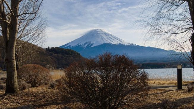 4 Fakta Menarik dari Gunung Fuji, Pendaki Wanita Pernah Dilarang Datang