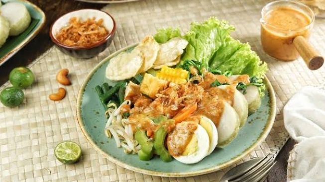 Dijamin Ketagihan, Ini 8 Makanan Khas Surabaya yang Wajib Dicoba!